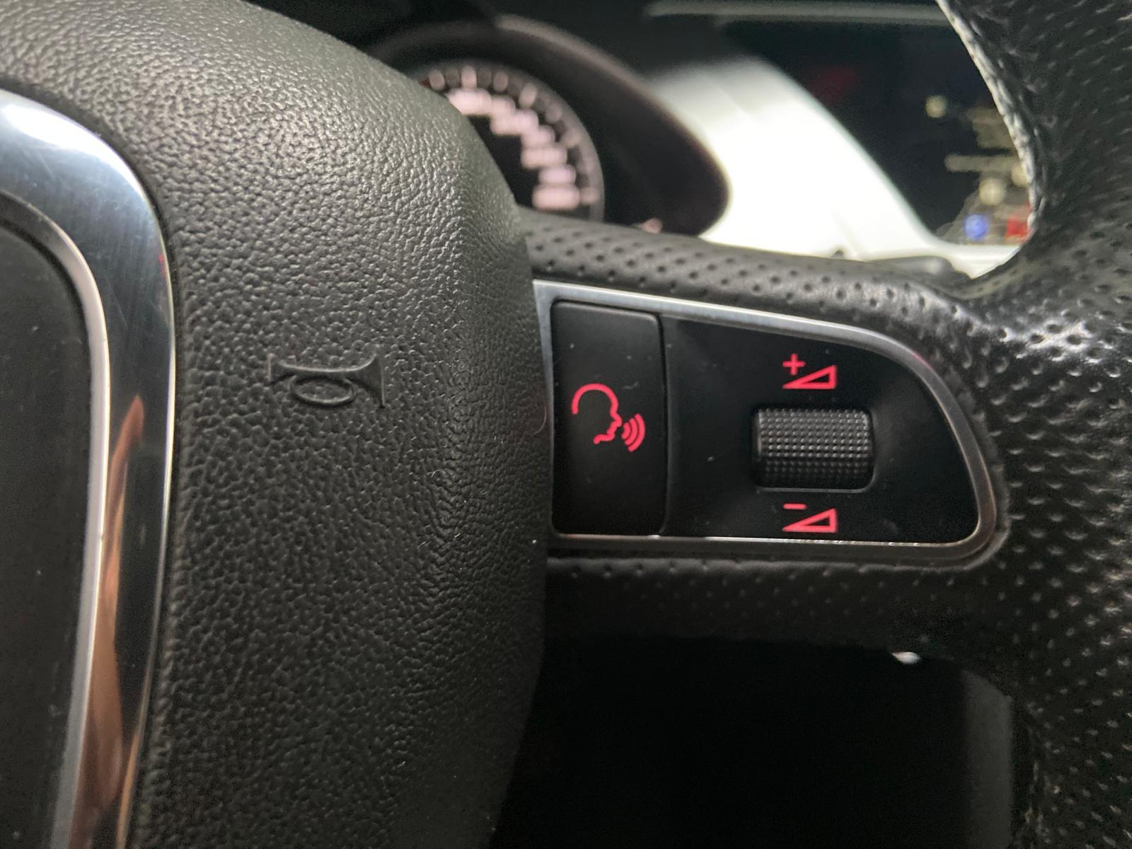 Audi A4 2010 — photo 21