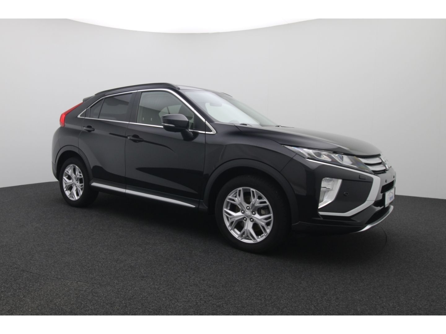 Fahrzeugabbildung Mitsubishi Eclipse Cross Intro Edition 2WD ACC Totwinkelass