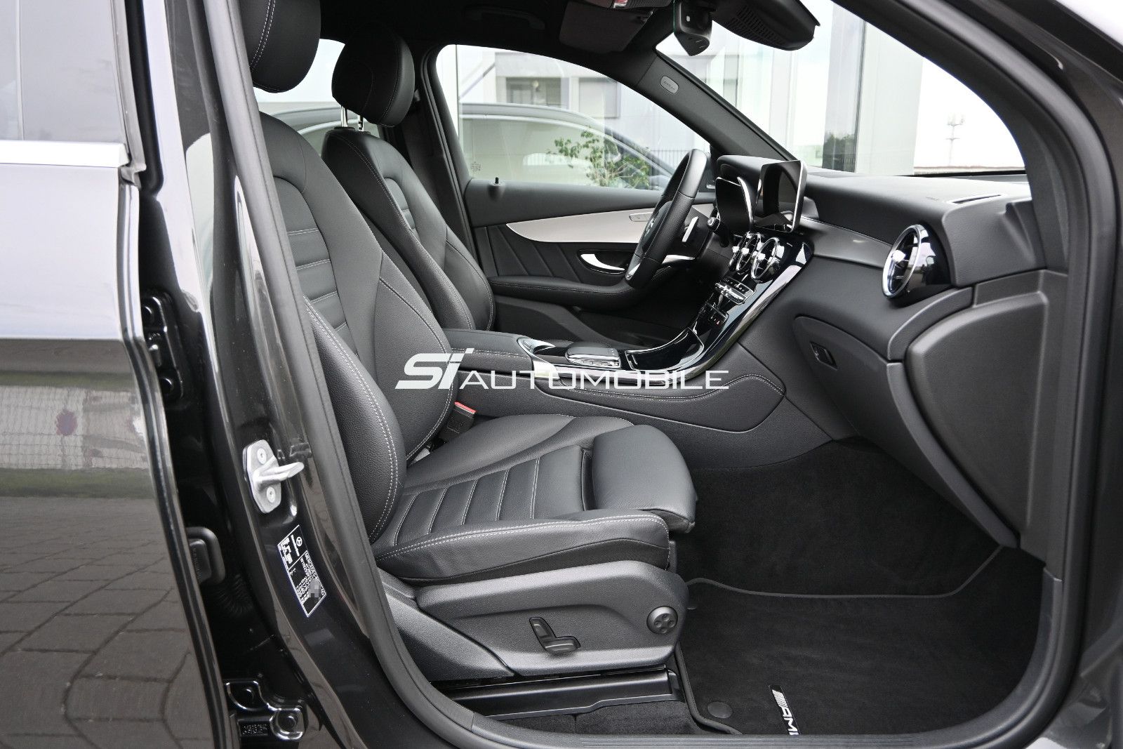Fahrzeugabbildung Mercedes-Benz GLC 400 d 4MAT. AMG LINE Int. °ACC°AHK°AIRMATIC°