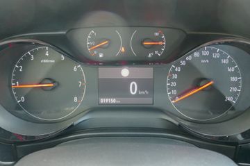 Bild 9 Opel Corsa F Edition, Sitz- u. Lenkradheizung