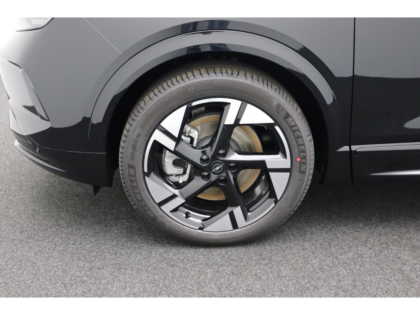 Fahrzeugabbildung Opel Grandland Ultimate AD AHK-abnehmbar El. Panodach