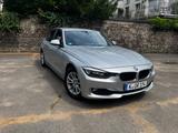 BMW 316i Limousine - BMW 316 mit Benzin-Antrieb: Automatik