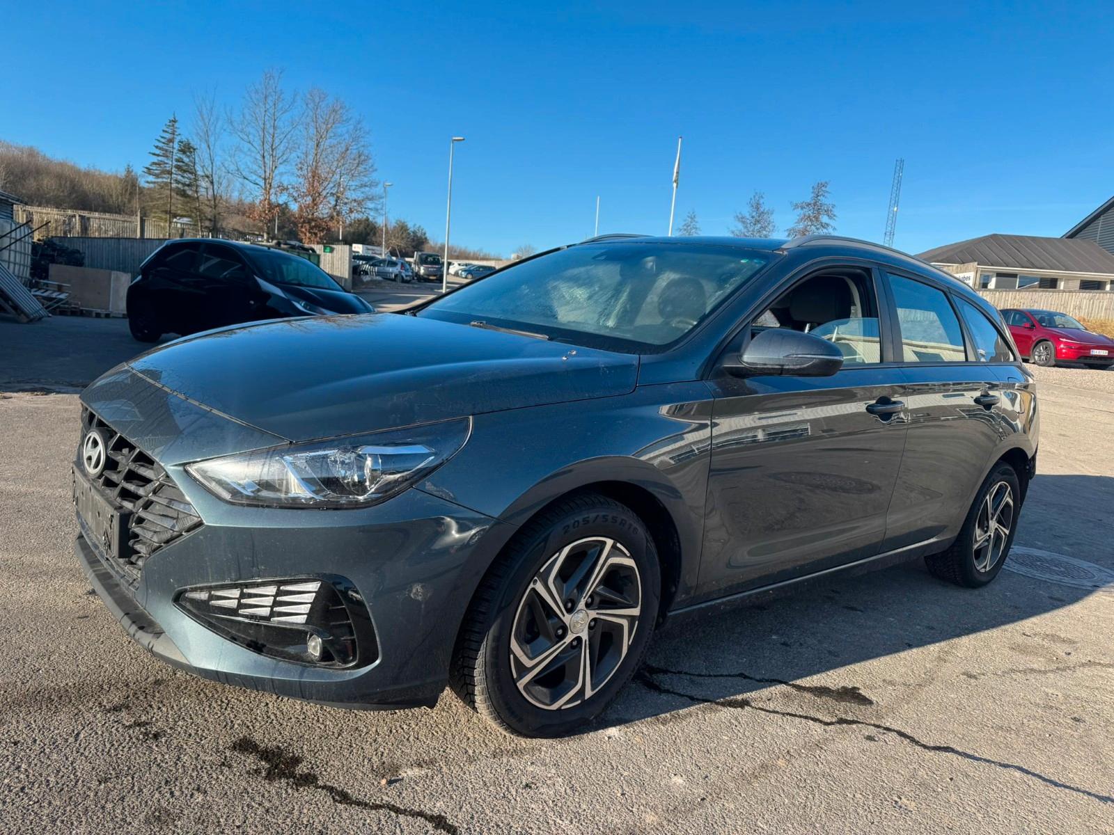 Hyundai i30 cw Select Mild-Hybrid