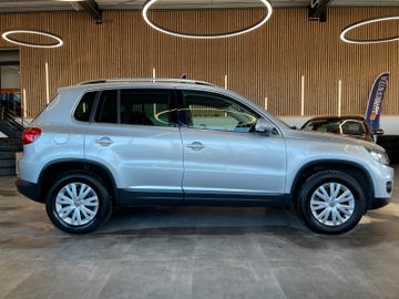 Volkswagen Tiguan 4Motion Aut.  *Bi-XENON*SHZ*PDC*NAVI*MFL*