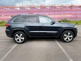 Jeep Grand Cherokee 3.0 CRD Overland*Vollausstattung* - Jeep Grand Cherokee aus 2014 mit Diesel-Antrieb: Geländewagen