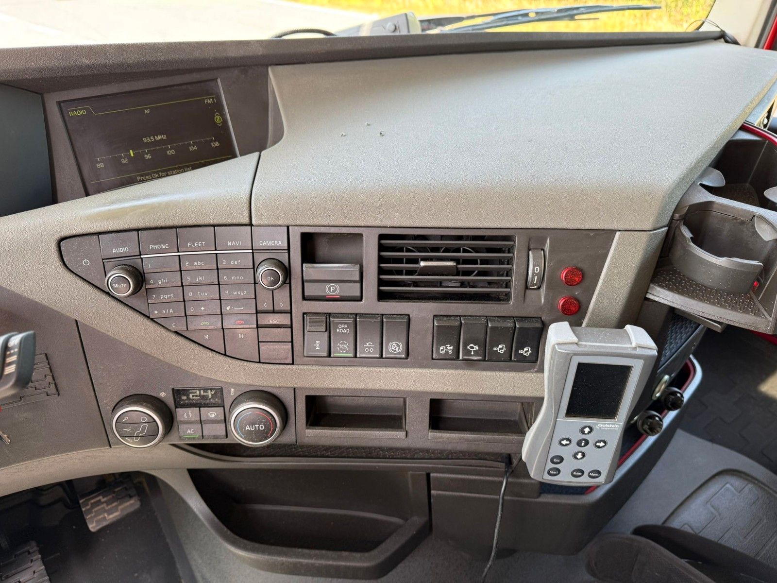 Fahrzeugabbildung Volvo FH 540 8x4 mit Palfinger Kran PK 78002F + Haken