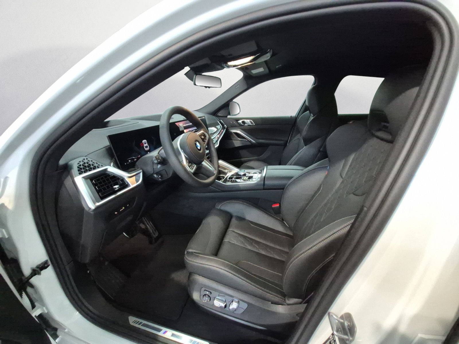 BMW X6 M - Bild 8