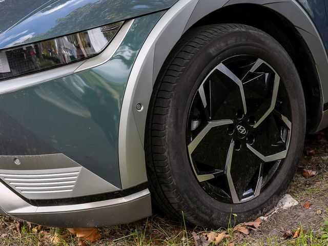 Hyundai Ioniq 5 Uniq Elektro 4WD Autobahnassistent Leder