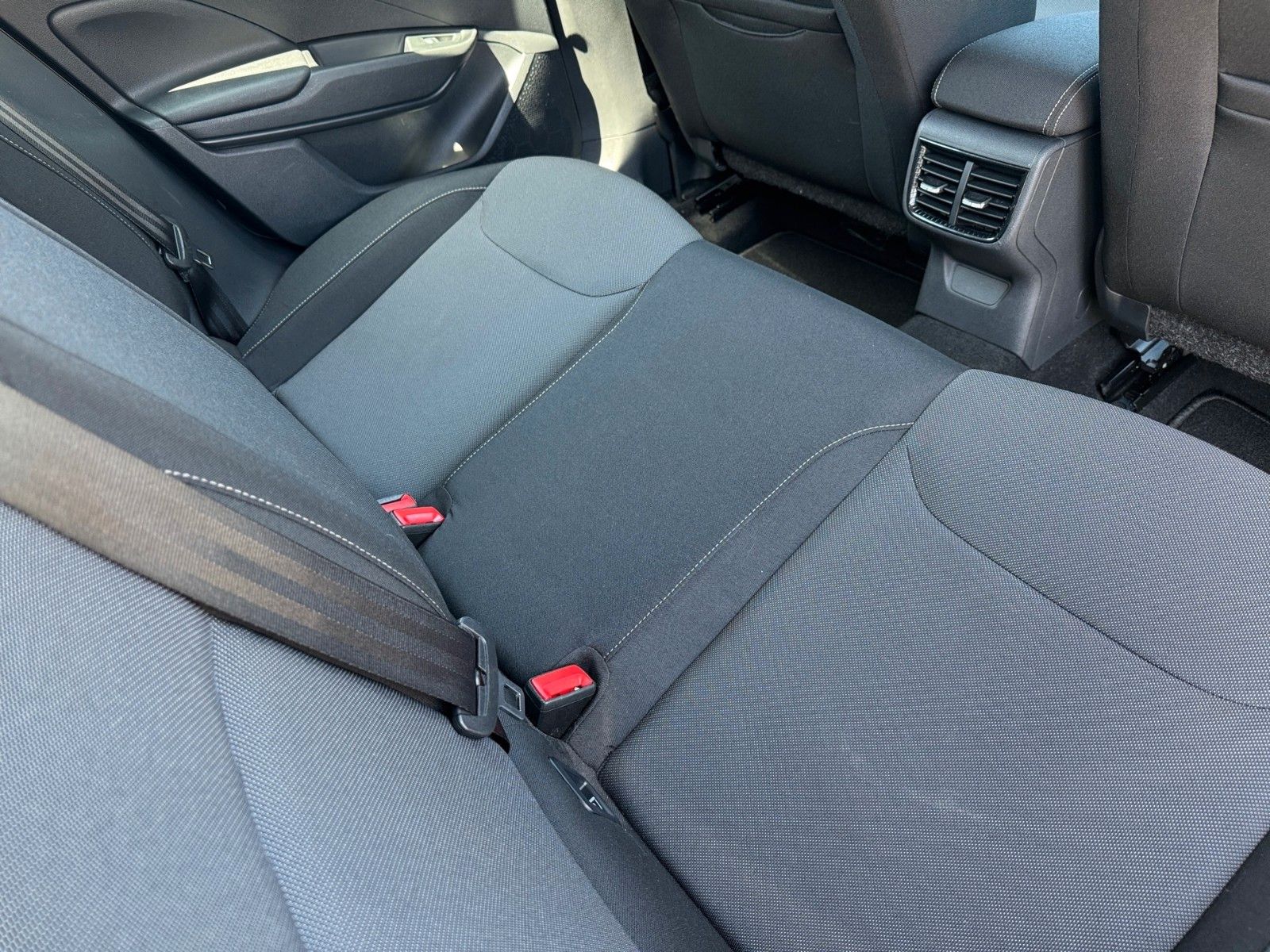Fahrzeugabbildung SKODA Fabia Selection 1.0 MPI