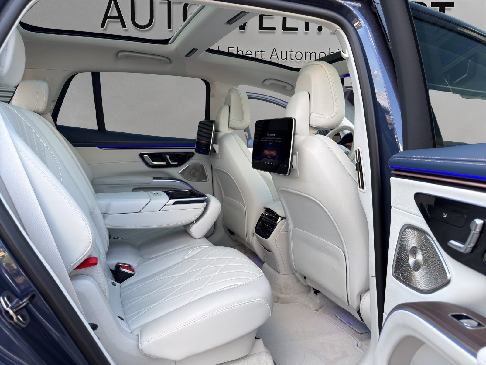 Fahrzeugabbildung Mercedes-Benz EQS580 SUV AMG BusinesClass 7-Sitz ExclusivNappa
