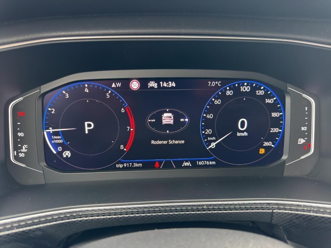 Fahrzeugabbildung Volkswagen T-Cross R-LINE 1.0 TSI.DSG.RFKamera.SH.Keyless.N