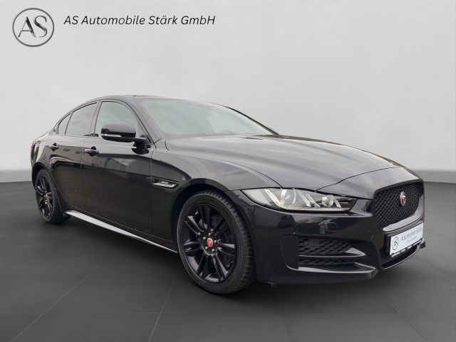 Fahrzeugabbildung Jaguar XE R-Sport+Black Pack+Xenon+Leder+Kamera+Apple