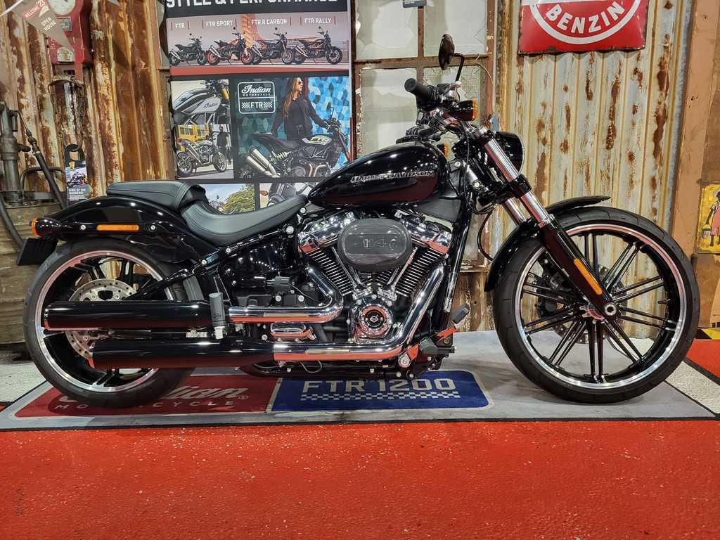 Harley-Davidson Softail Breakout 