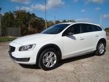 Volvo V60 Cross Country D3 Geartronic Summum - gebrauchte Volvo V60 Cross Country aus dem Jahr 2016