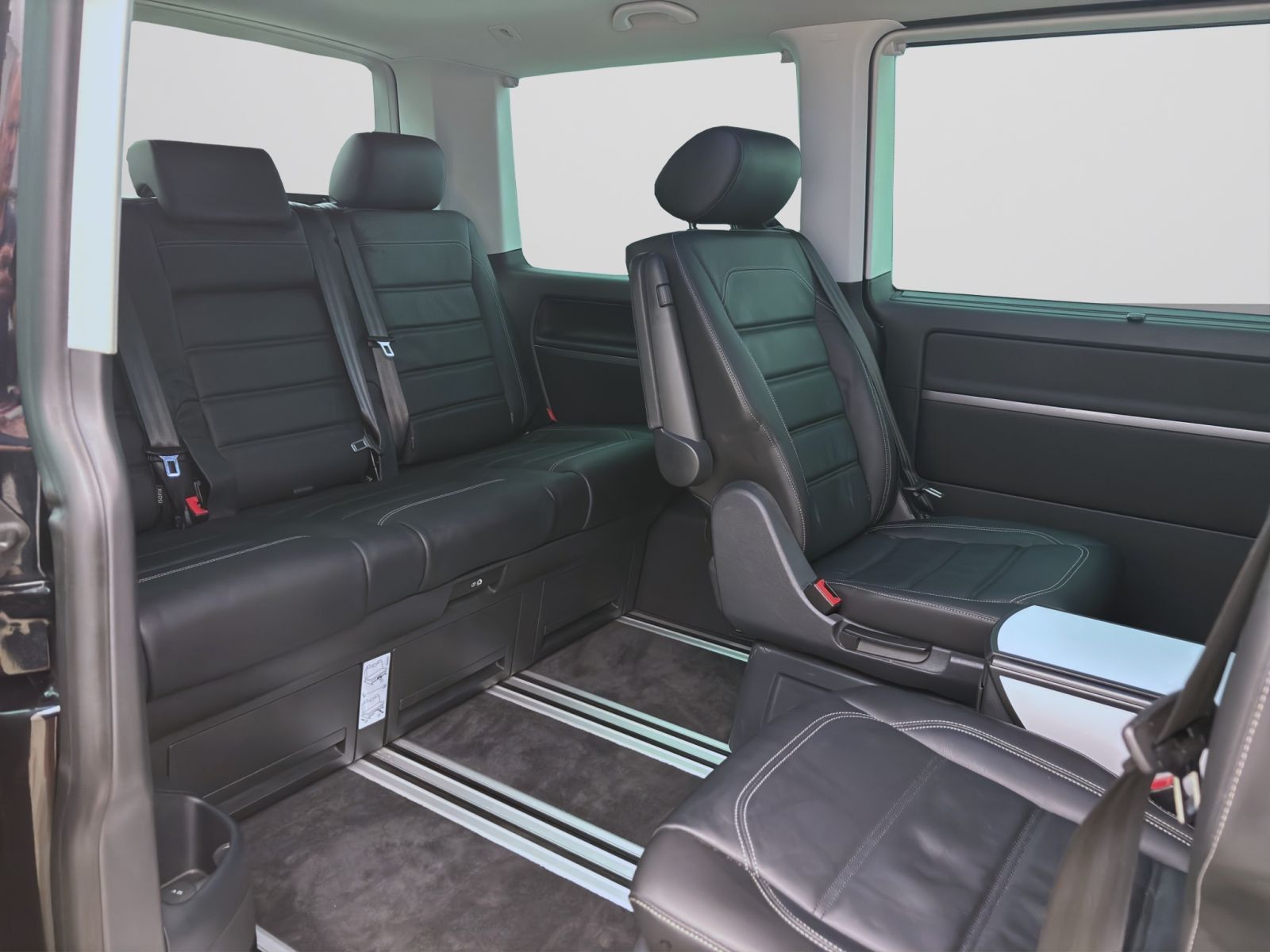 Volkswagen T6 Multivan - Bild 18