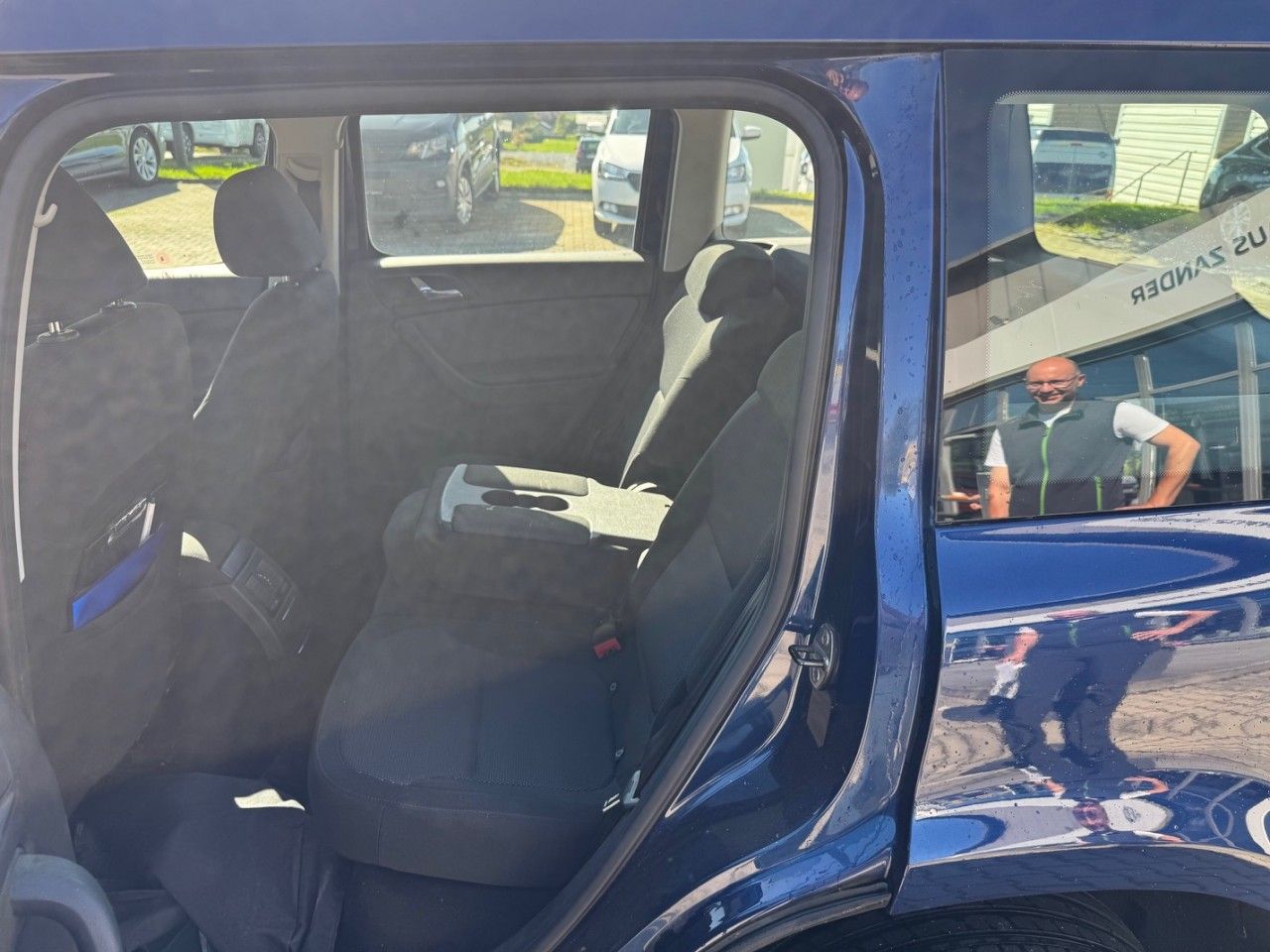 Fahrzeugabbildung SKODA Yeti Active 4x4 TDI - nur an Händler / Gewerbe