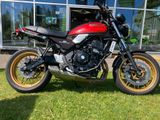 Kawasaki Z650 RS 50th Anniversary mit schönem Zubehör - Angebote entsprechen deinen Suchkriterien