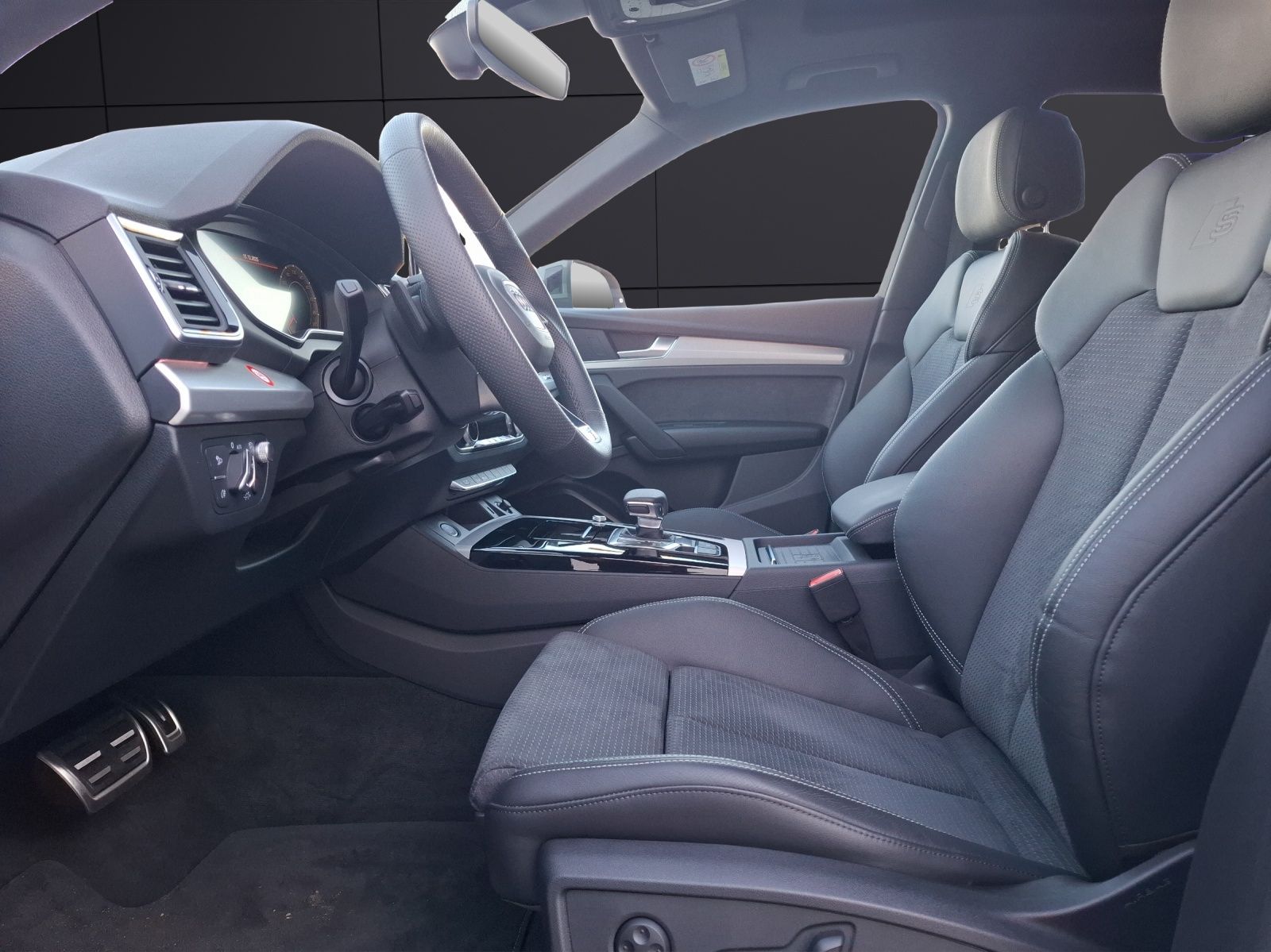 Fahrzeugabbildung Audi Q5 40 TDI S-line quattro S-tronic Matrix AHK Pan