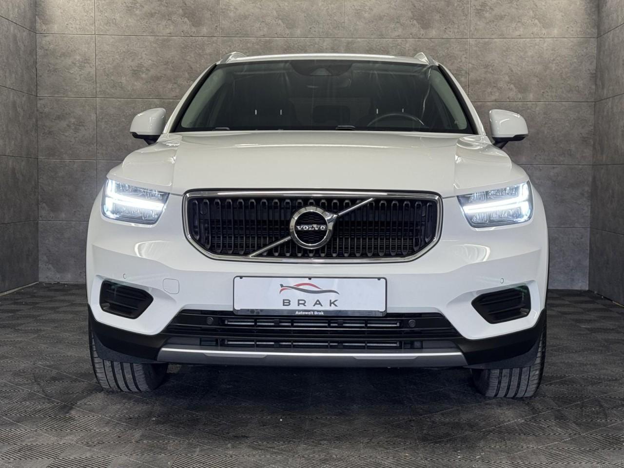 Volvo XC40 T3 Momentum Pro 2WD Aut*Navi*LED*Tempo*Kam*