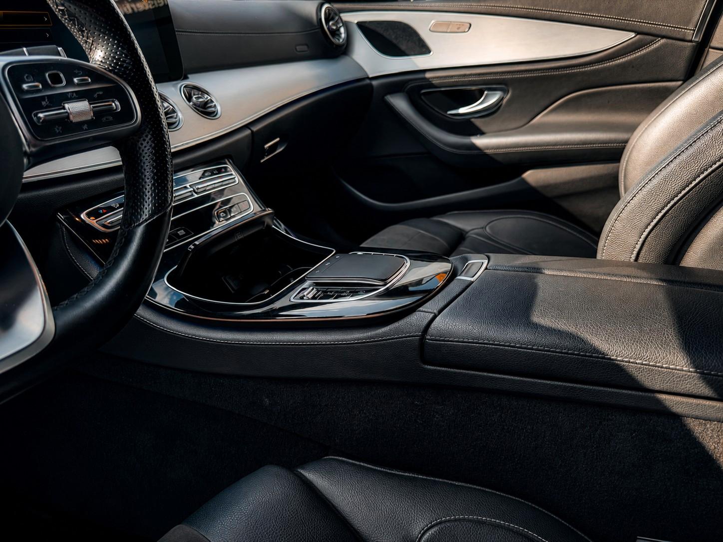 Mercedes-Benz CLS 220 d AMG Line /R-CAM/WIDE/MBEAM/SPUR/LEDER
