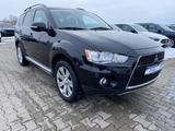 Mitsubishi Outlander Outlander XTRA 2WD|NEU TÜV - Mitsubishi Outlander aus 2011 mit Diesel-Antrieb