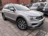Volkswagen Tiguan Comfortline Start-Stopp/ALU/NAVI/ACC/PDC - VW Tiguan Gebrauchtwagen in Stuttgart