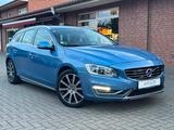 Volvo V60 Summum HYBRID/LED/Kam/D6 AWD/Distro/D-TACHO - Volvo Hybrid (Diesel/Elektro)