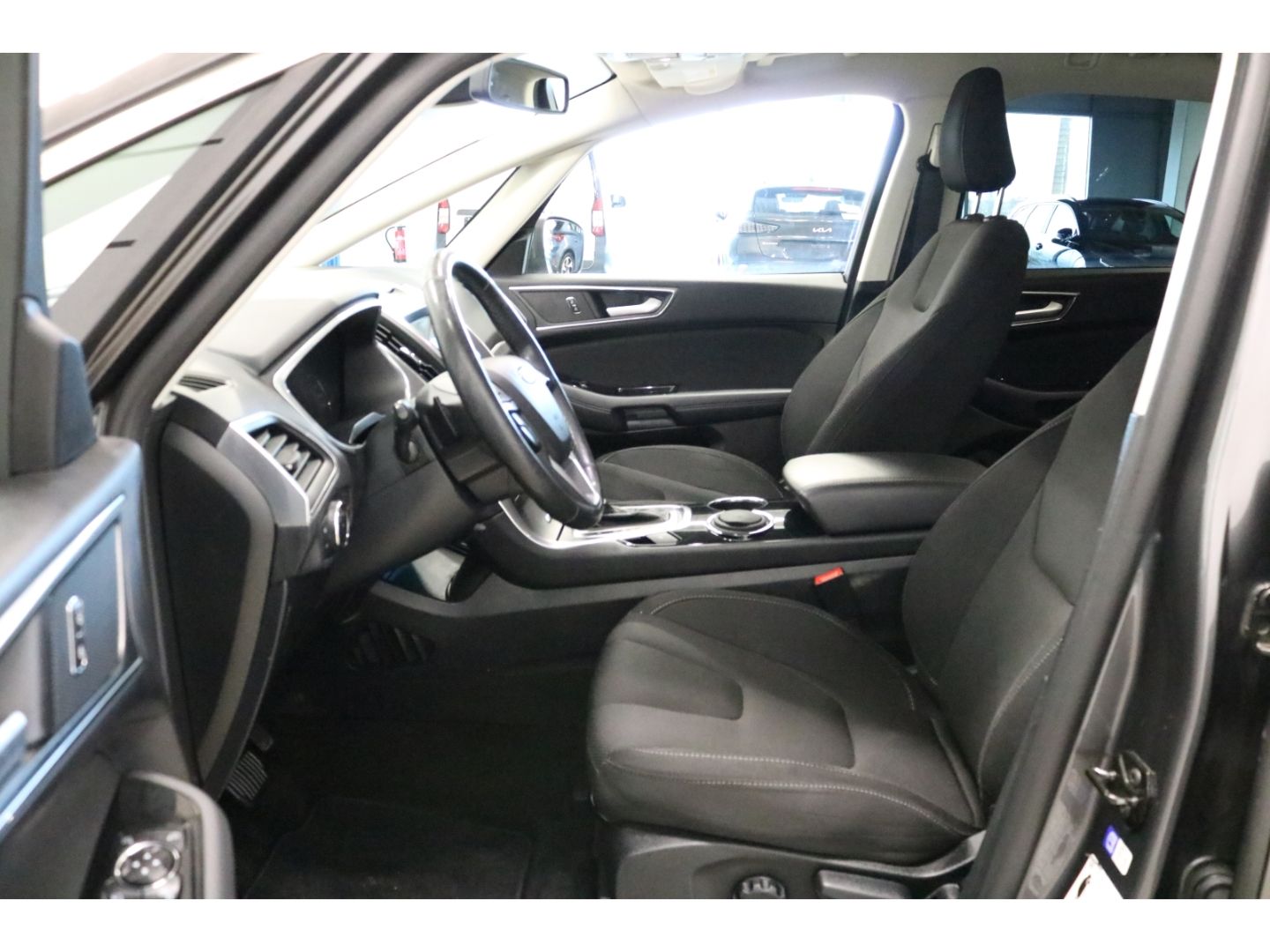 Fahrzeugabbildung Ford S-Max Titanium AWD 2.0 TDCi Automatik LED/Navi