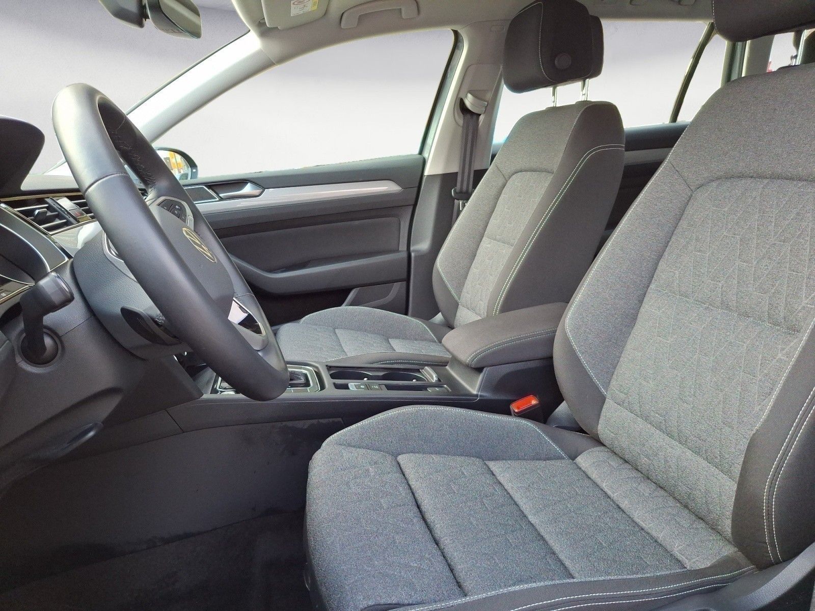 Volkswagen Passat Variant - Bild 8