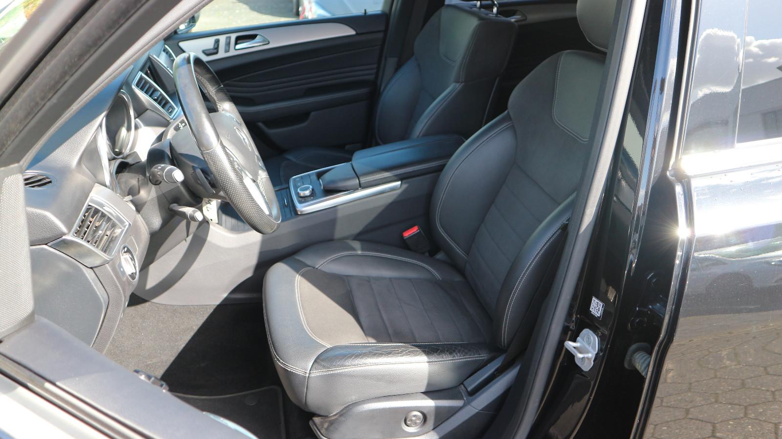 Mercedes-Benz ML 350 CDI BlueTec 4Matic AHK/Leder/NAVI/Xenon..