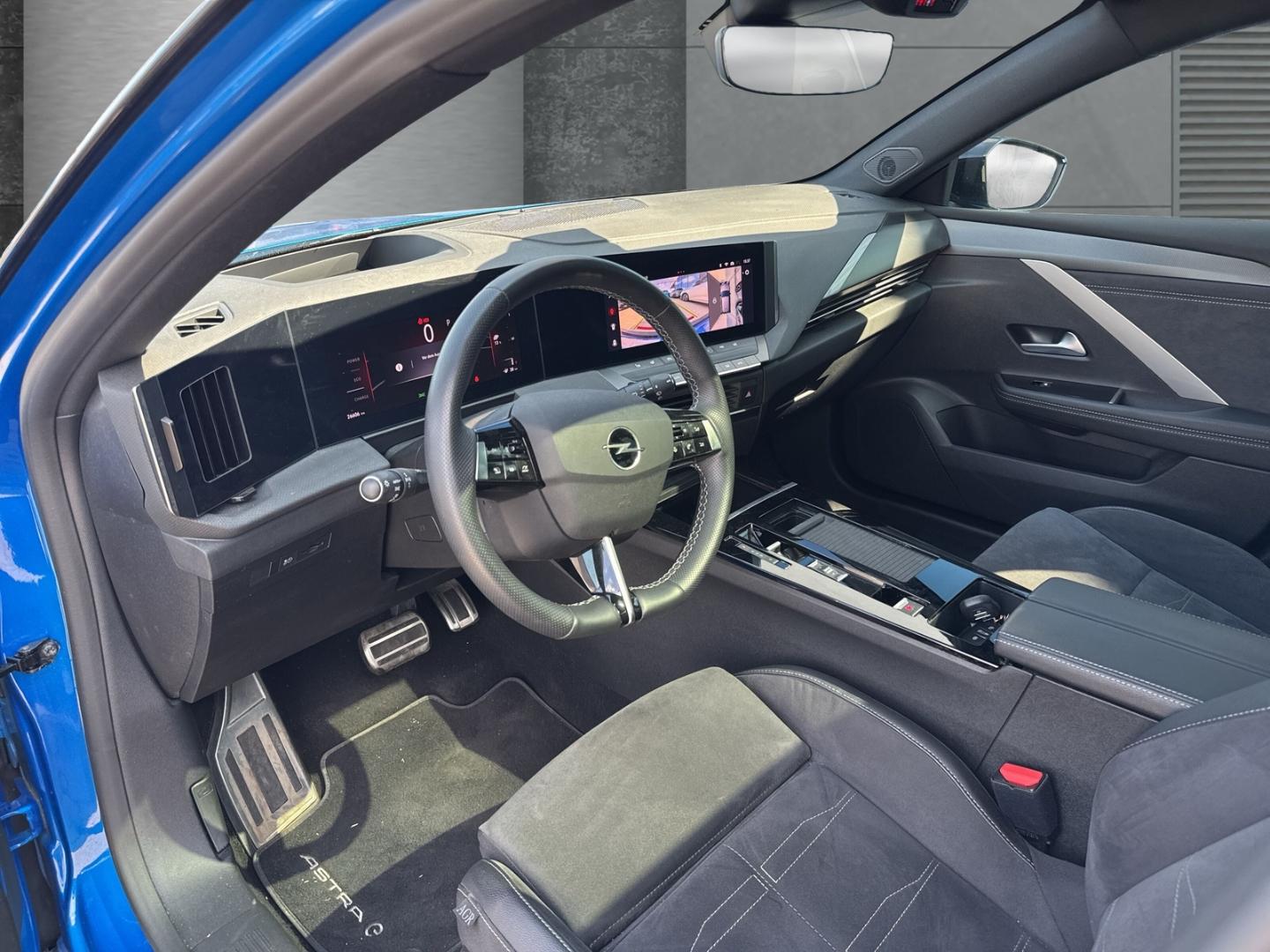 Opel Astra Electric Ultimate Alcantara ACC 360° Pano