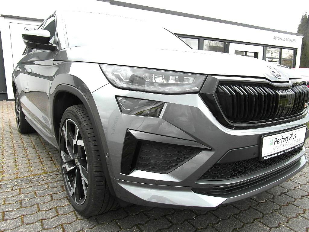Skoda Kodiaq RS 4x4 DSG,7Sze,Navi, Leder,Sthzg,360'