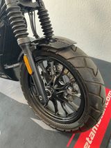 Hyosung GV 125 S Aquila 1. Hand erst 700 Kilometer TOP! - HYOSUNG GV 125