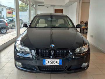 BMW 320 - 2