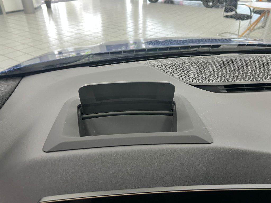 BMW 223 Active Tourer d xDrive M-Sport PANO*HUD*360°