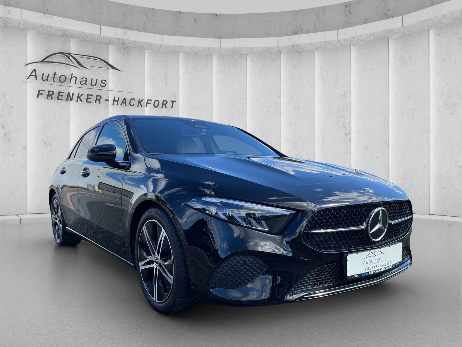 Mercedes-Benz A 180 Progressive Distronic Night 18 Advanced