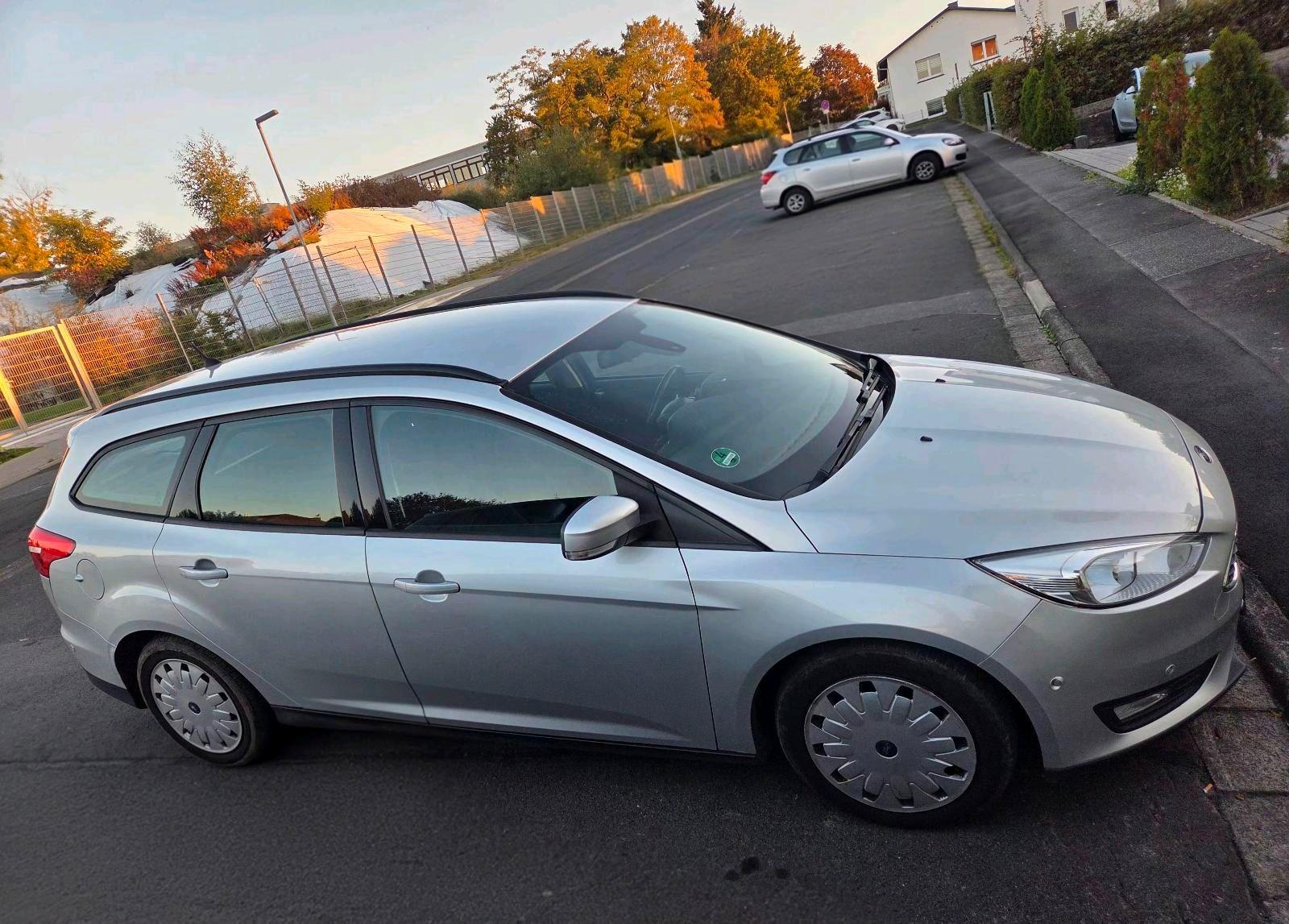 Ford Focus 2015 — photo 13