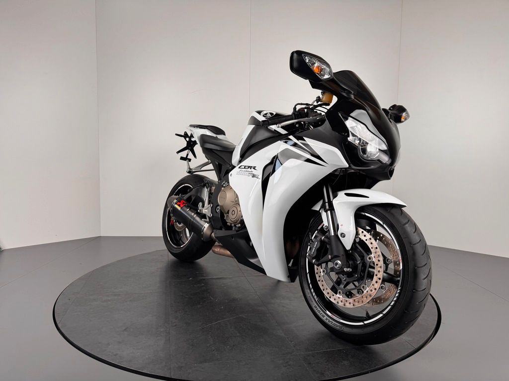 Fahrzeugabbildung Honda CBR 1000 RR FIREBLADE *TOP-ZUSTAND *SERVICE NEU