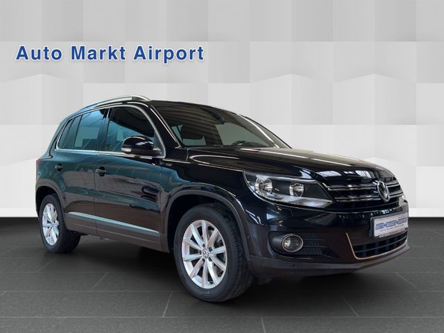 Volkswagen Tiguan Lounge Sport & Style BMT 1.HAND NAVI AHK!