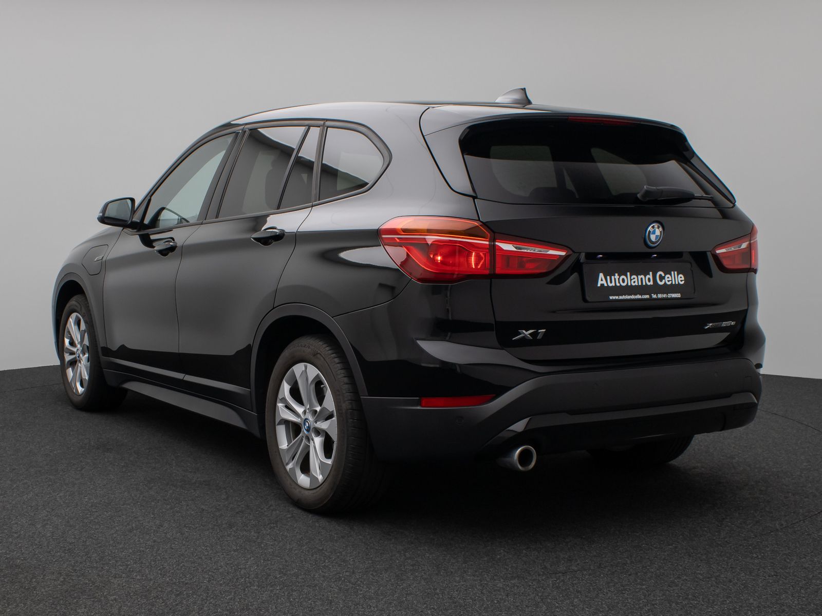Fahrzeugabbildung BMW X1 xD25e ParkAss DAB Navi Lordos GwschwindigReg