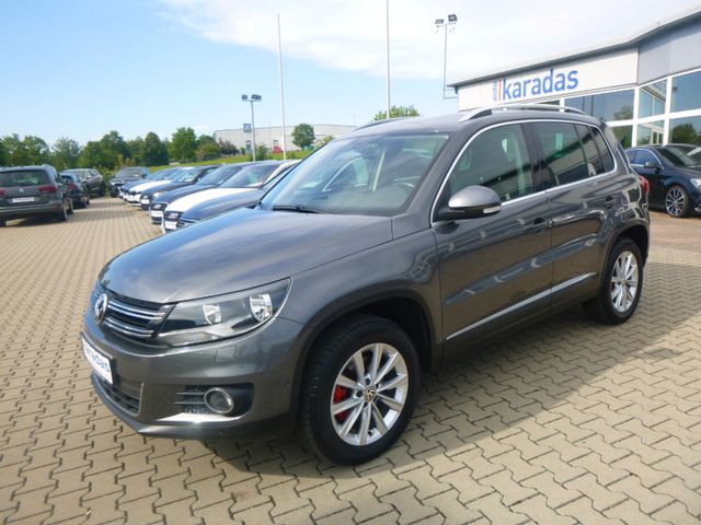 Fahrzeugabbildung Volkswagen Tiguan 1,4 TSI >AHK/NAVI/SHZ/PDC
