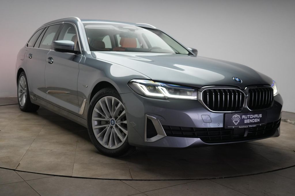Image of BMW 530