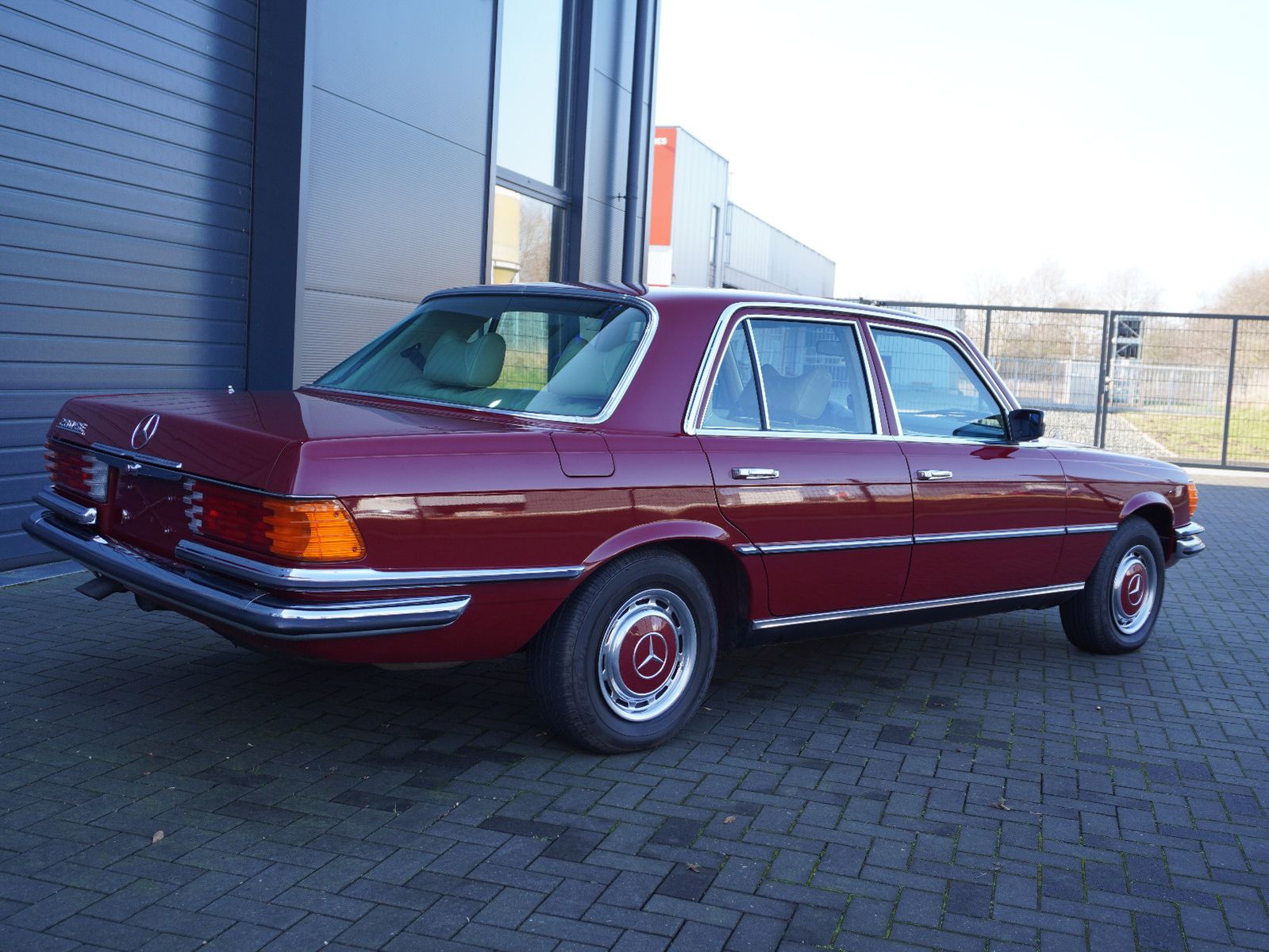 Fahrzeugabbildung Mercedes-Benz 280 SE W 116 *50 TKM*