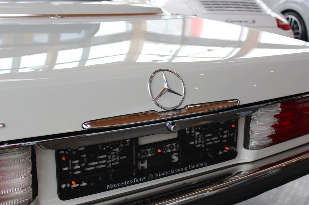 Mercedes-Benz SL 380