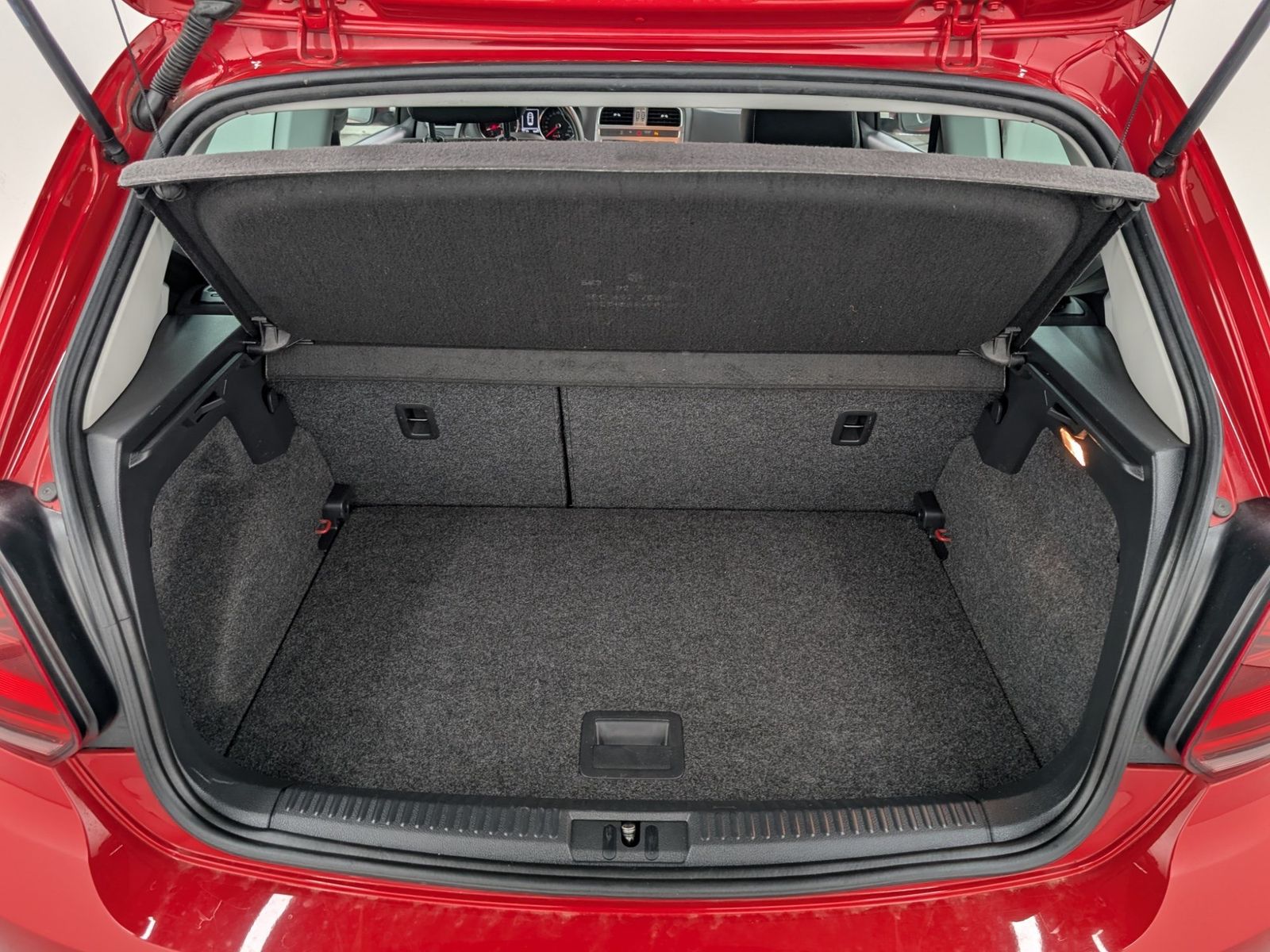 VW Polo V 1.2 TSI Lounge Allwetter – Bild 10