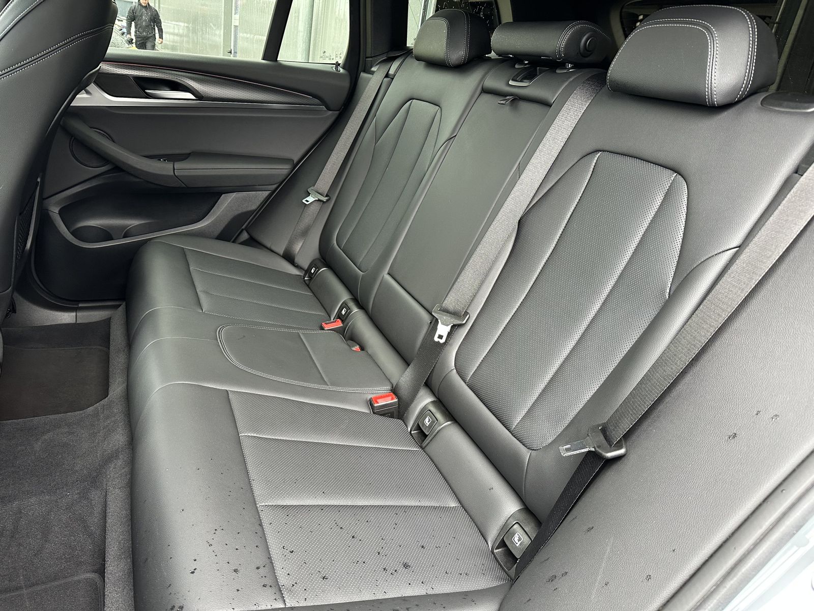 Fahrzeugabbildung BMW X3 xDrive30i M-Sport NAV+LED+AHK+HIFI+19ZOLL+LHZ
