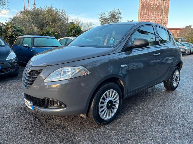 Lancia Ypsilon 0.9 TwinAir 5 porte OK Neopatenta