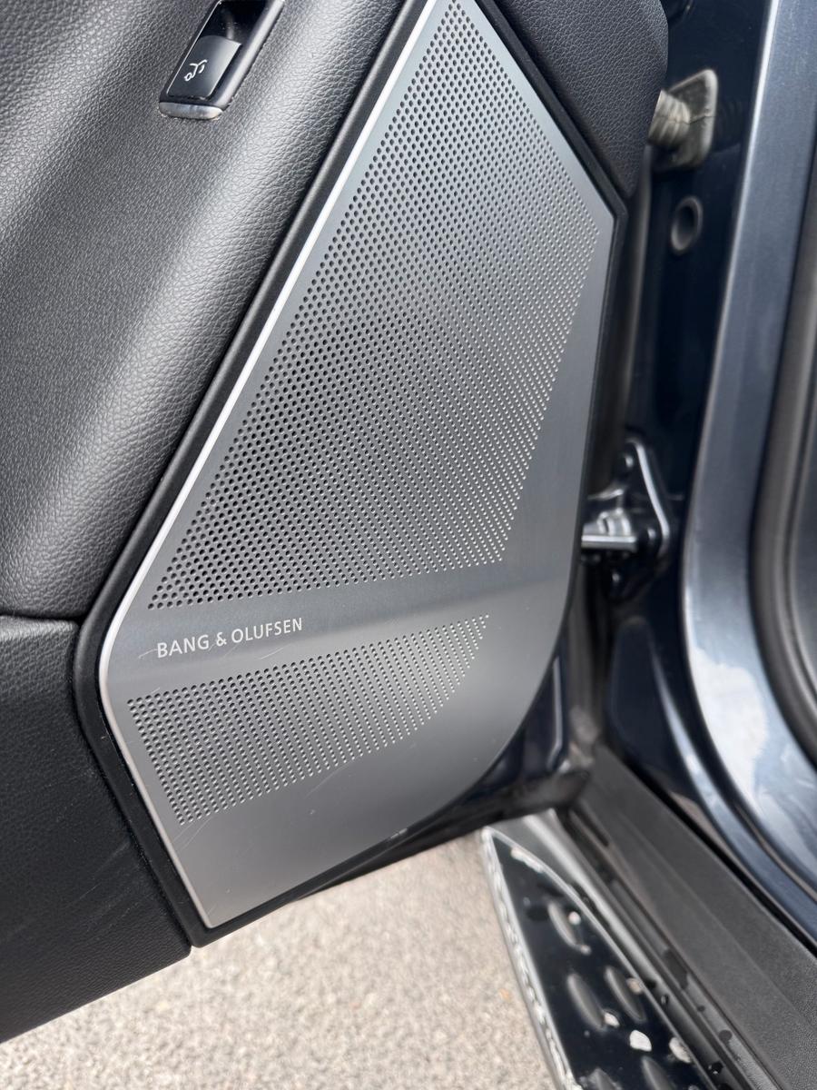 Mercedes-Benz ML 350 BlueTEC 4MATIC - AMG,Fond,Pano,SiHz,StHz