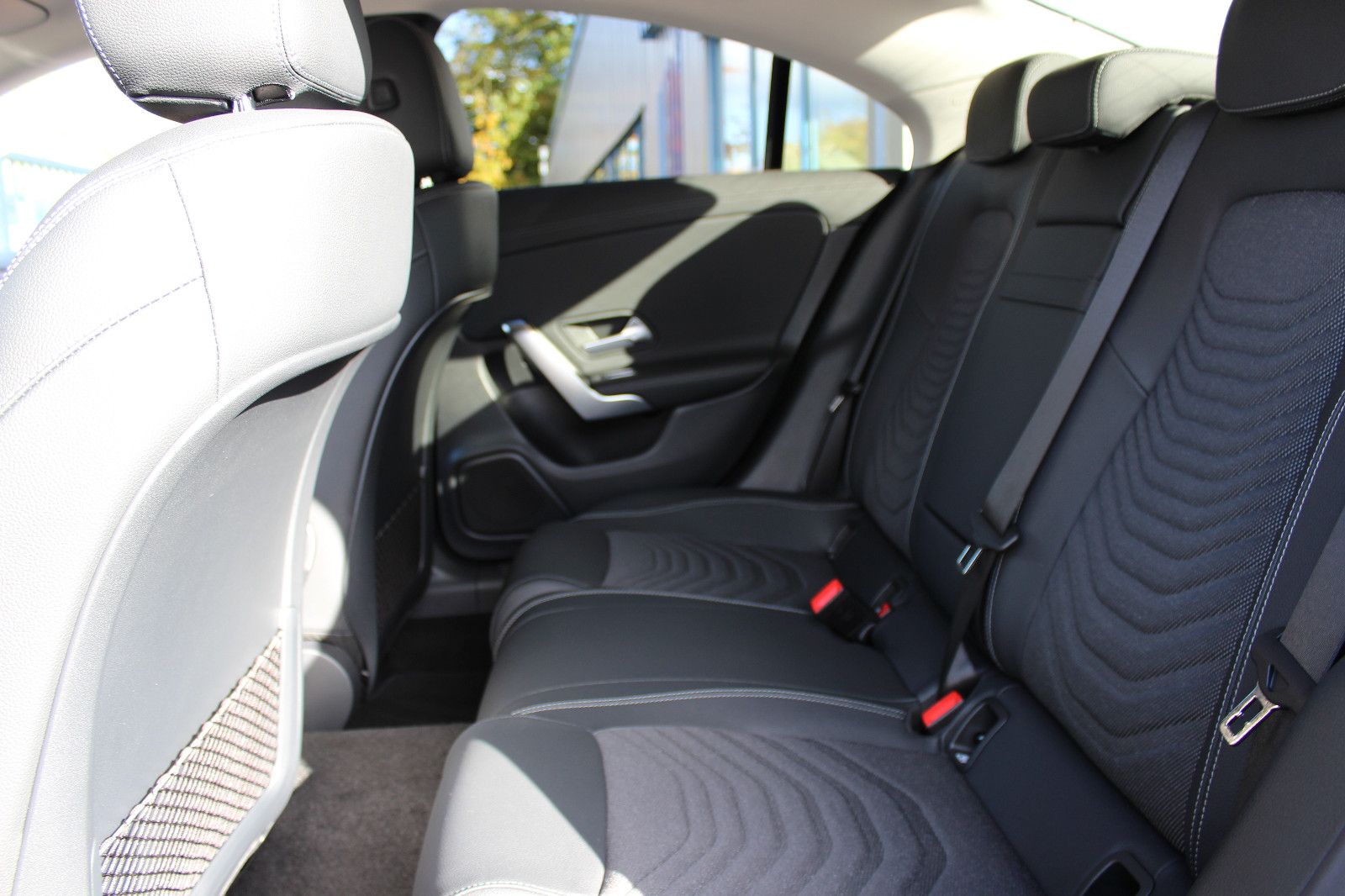 Fahrzeugabbildung Mercedes-Benz CLA 180  Progressive Line Edition *MY2025*