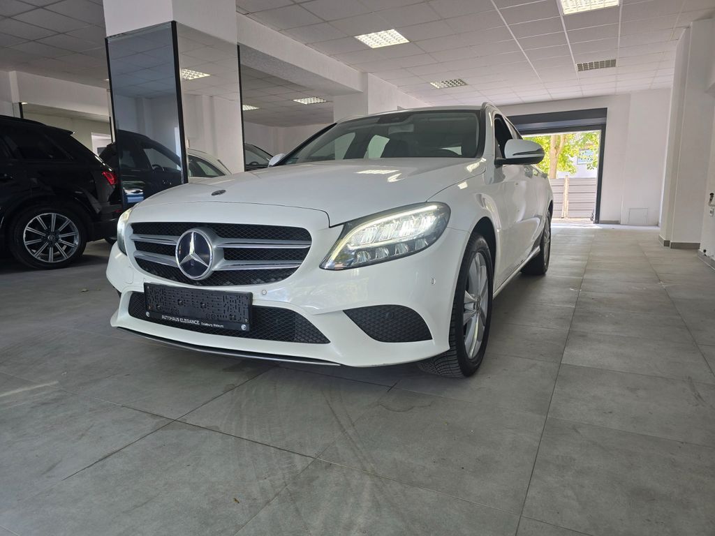 Image of Mercedes-Benz C 200